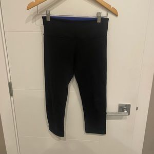 Lululemon Reversible Capris Size 4